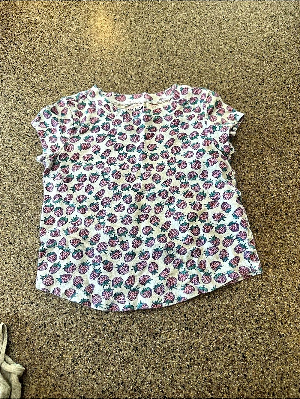 Old Navy Girls raspberry Short Sleeve Top
